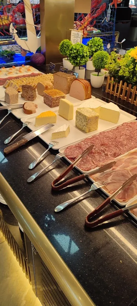 Buffet Charcuteries Et Fromages